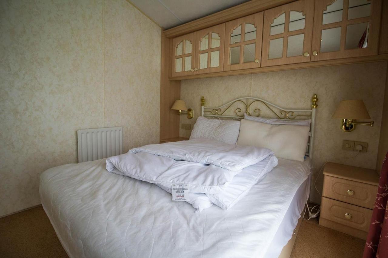 Отель Brilliant Caravan For Hire At Manor Park In Hunstanton Norfolk Ref 23176K Экстерьер фото