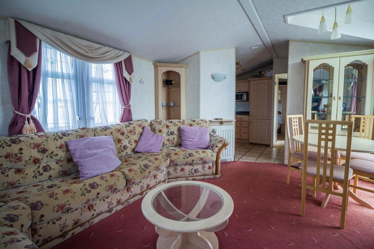 Отель Brilliant Caravan For Hire At Manor Park In Hunstanton Norfolk Ref 23176K Экстерьер фото