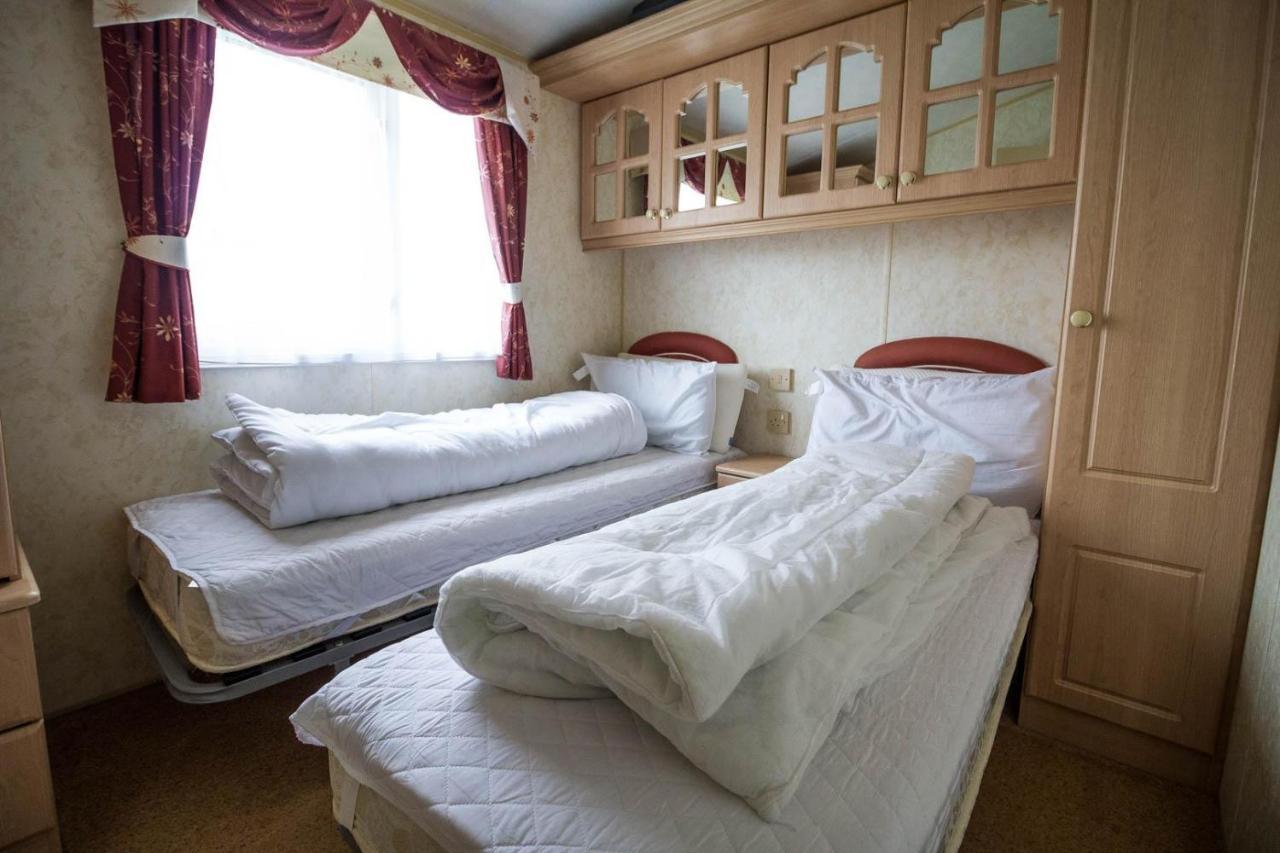 Отель Brilliant Caravan For Hire At Manor Park In Hunstanton Norfolk Ref 23176K Экстерьер фото