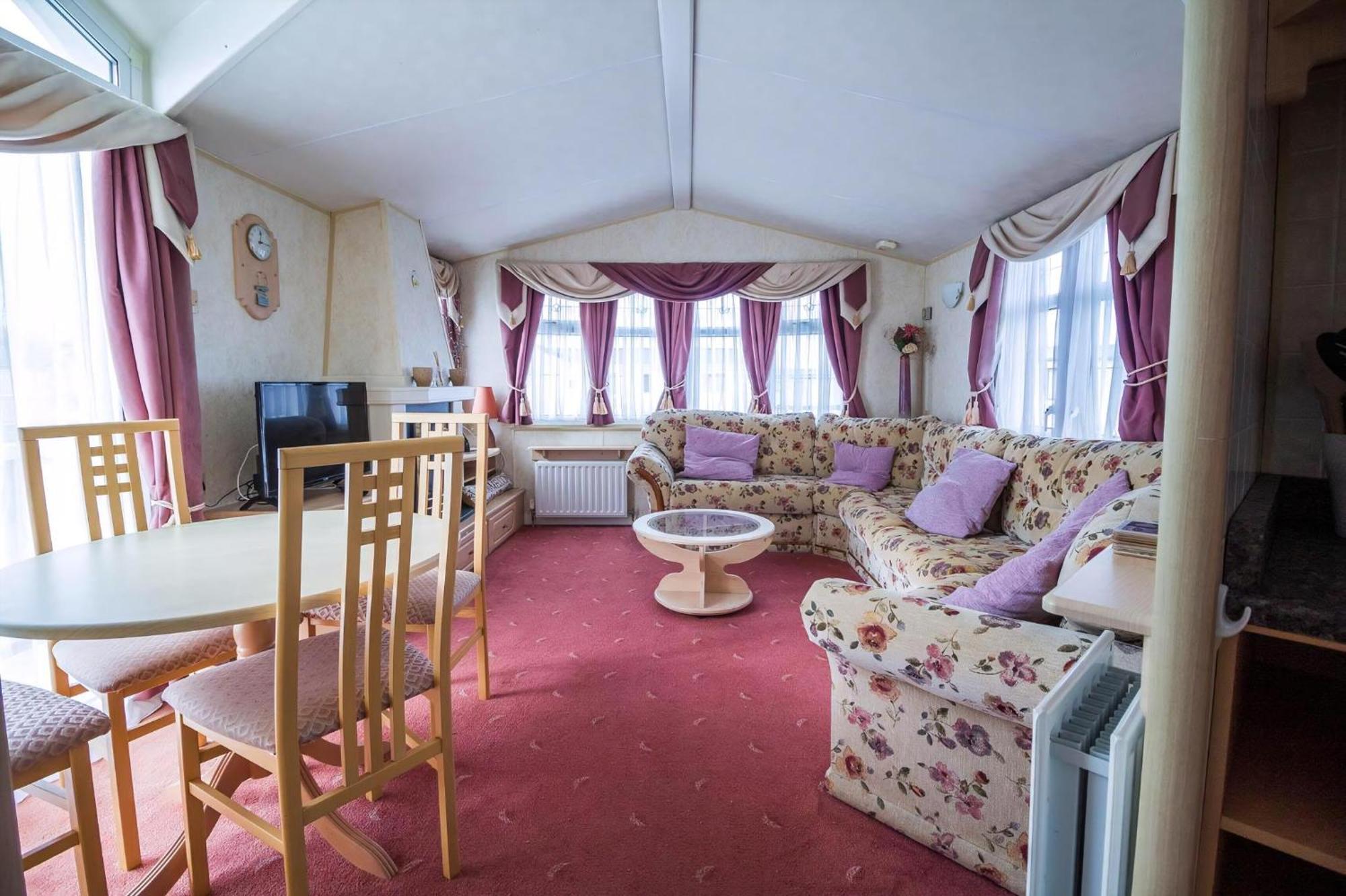 Отель Brilliant Caravan For Hire At Manor Park In Hunstanton Norfolk Ref 23176K Экстерьер фото